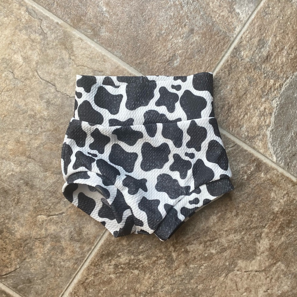 Cow print bloomers. Newborn